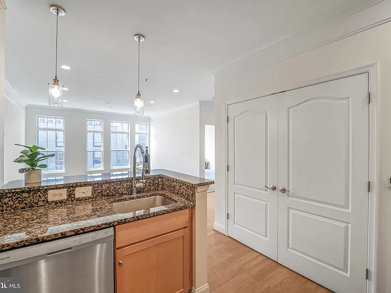 1451 Belmont St NW #309 — Photo 8