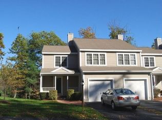 9 Hitching Post Ln, Northborough, MA 01532