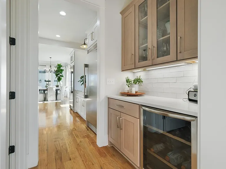 3406 Belmont Blvd — Photo 8