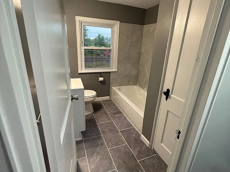 333 Linden Ln — Photo 12