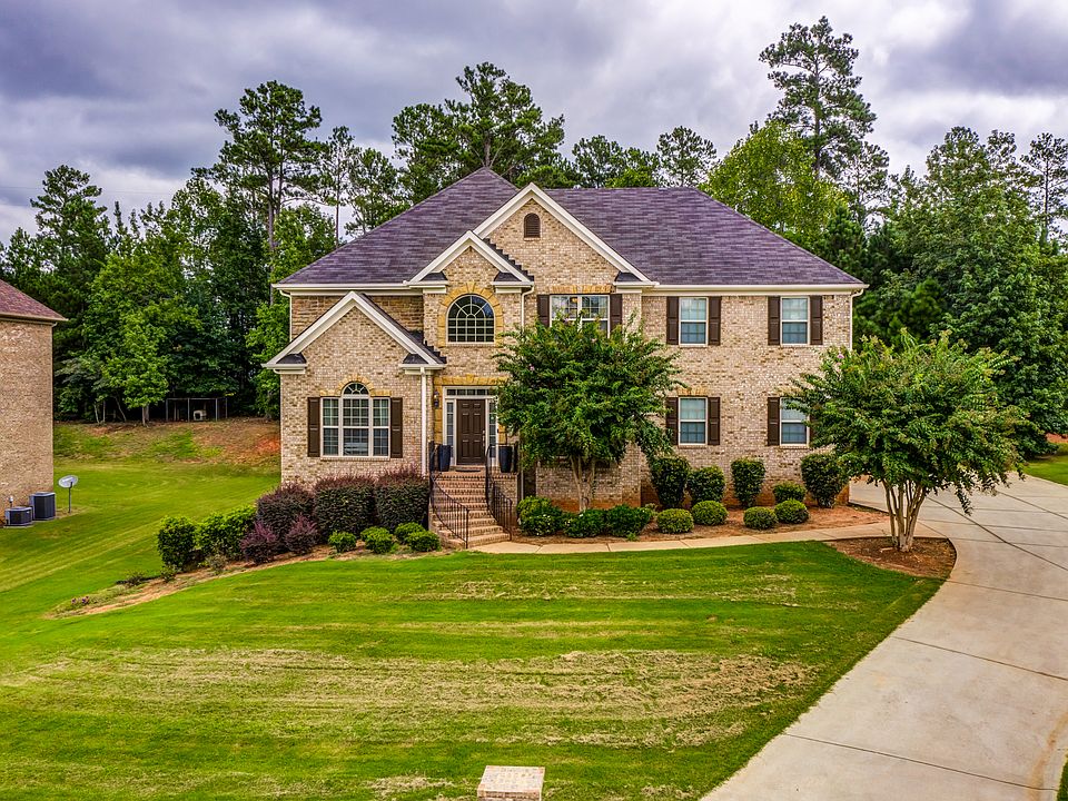 1st image of 2139 Crest Wood Dr