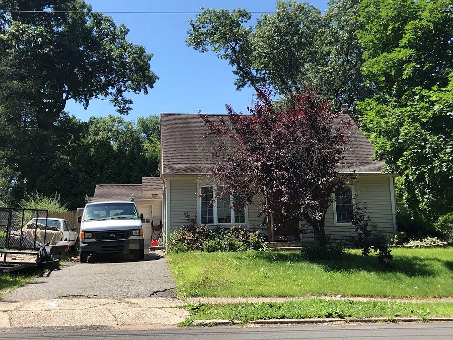 1st image of 623 Lincoln Blvd
