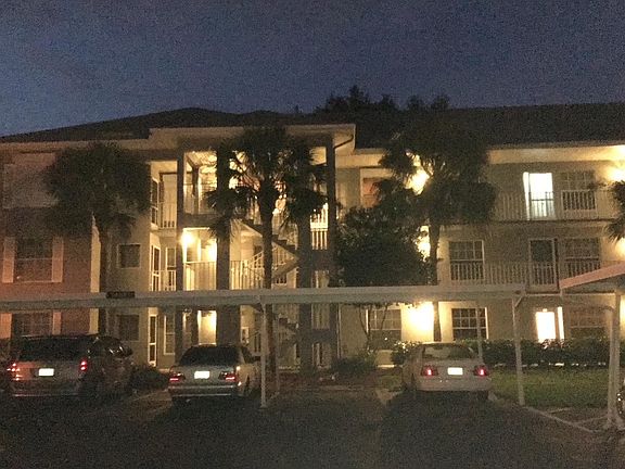 14461 Lakewood Trace Night view