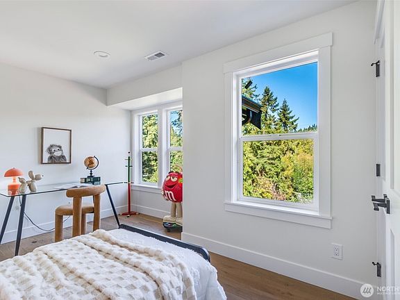 4th image of 10661 Forbes Creek Dr #A