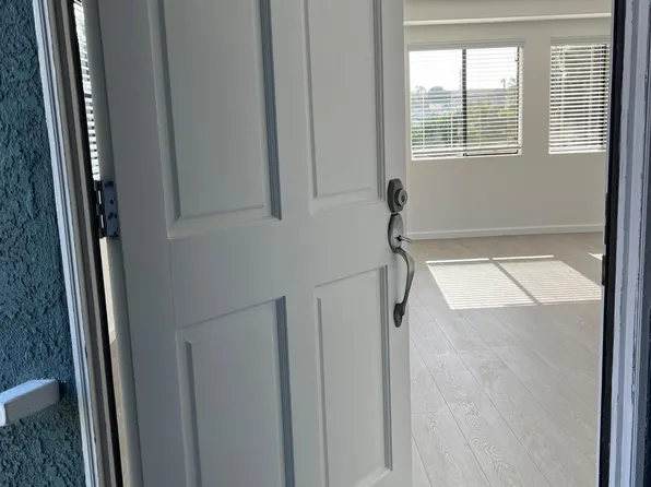 126 Virginia St #1, El Segundo, CA 90245