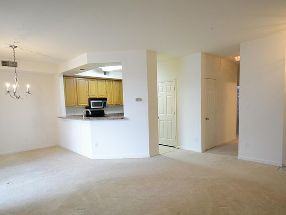 3rd image of 7004 Ellingham Cir