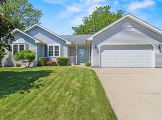 4736 Carter Dr, Racine, WI 53402