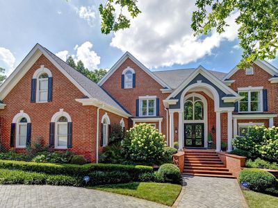 12 Baronne Ct, Greer, SC, 29650