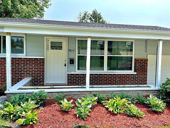 3rd image of 9810 Wendell Dr