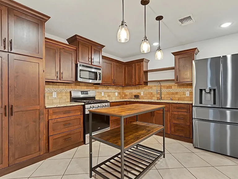 239 Peabody Ave #1 — Photo 3