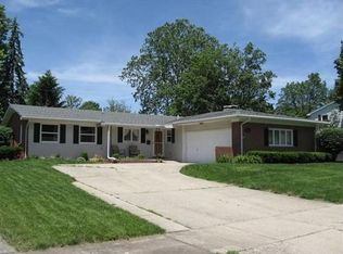 2533 Carousel Dr, Springfield, OH 45503