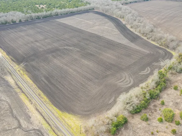 17 Acs County Rd #4907, Commerce, TX 75428