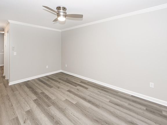 5th image of 6279 Lucille Dr #22C