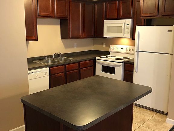 4th image of 6026 9th St N APT 1