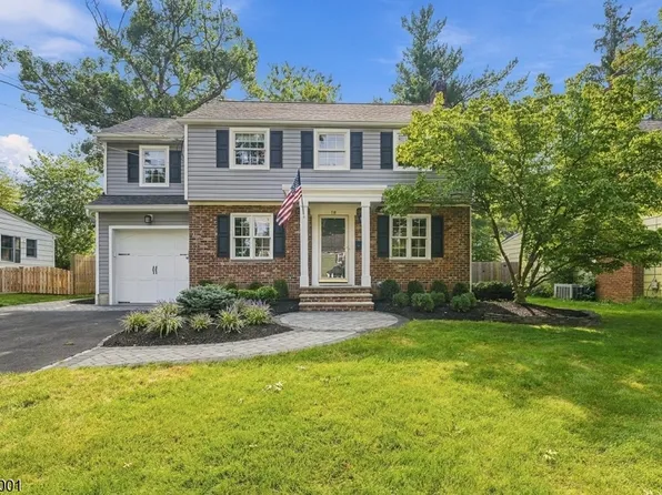 18 LOWELL AVE, Summit City, NJ 07901