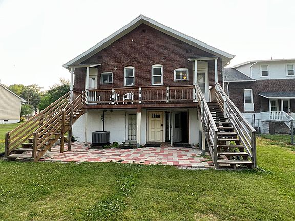 2nd image of 1920 Yale Ave #1920