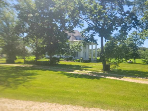 5th image of 103 248th Ave