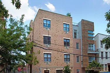 Sold by aptsandlofts.com