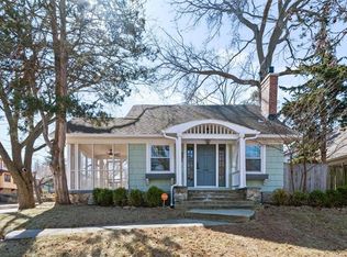 331 E Dartmouth Rd, Kansas City, MO 64113