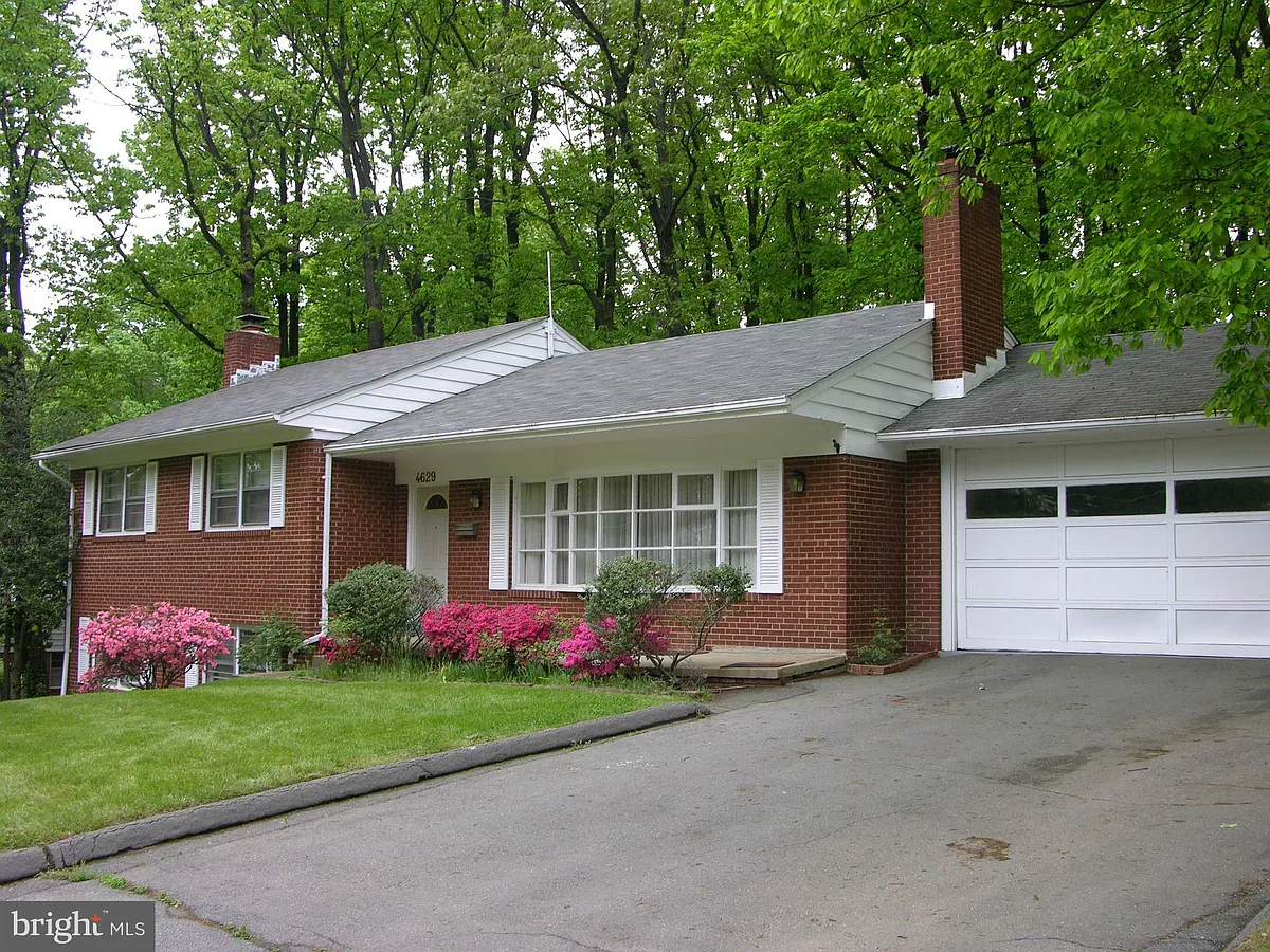 Building Photo - 4629 Hillbrook Dr