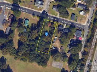 110 W Moore St, Greenville, NC 27834