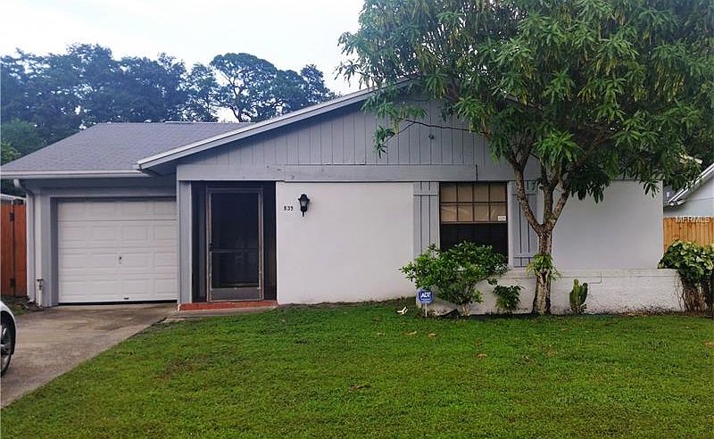 1st image of 839 Grenoble Dr