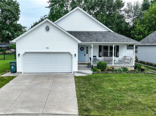 861 Daigler Dr, North Tonawanda, NY 14120