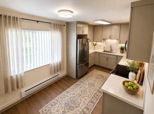 Blossom Hill Garden Apartments, San Jose, CA 95124