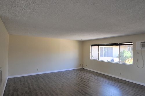 3rd image of 3504 Towne Center Dr