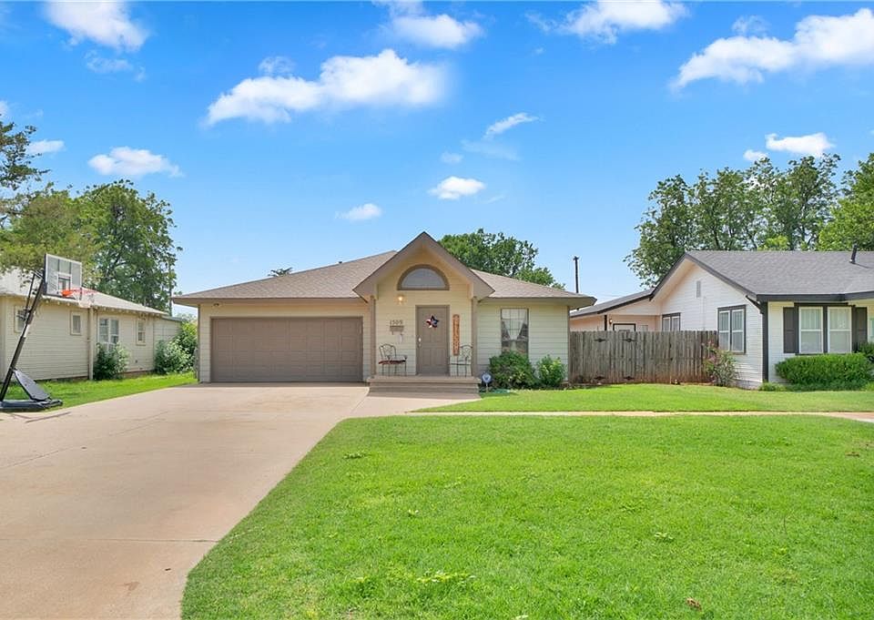 1509 N Lee St, Altus, OK 73521 | Zillow