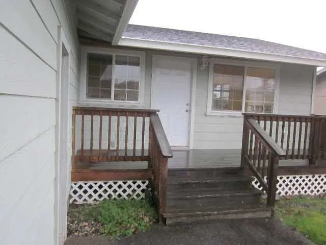3121 Matthew Ln — Photo 11