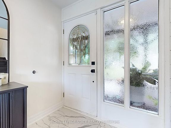 4th image of 144 Old Ancaster Rd