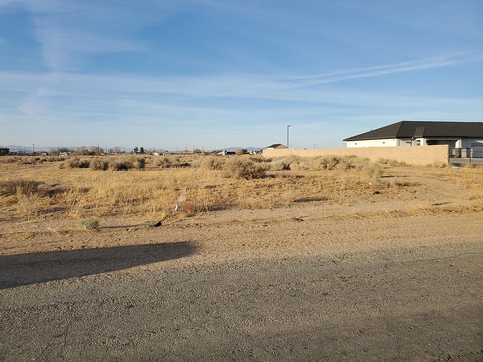 2nd image of Forest Blvd