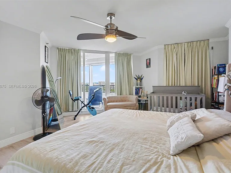 300 Three Islands Blvd #Penthouse 3A — Photo 22