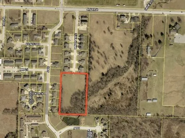 2100 S Maple Tree Lane, Bolivar, MO 65613
