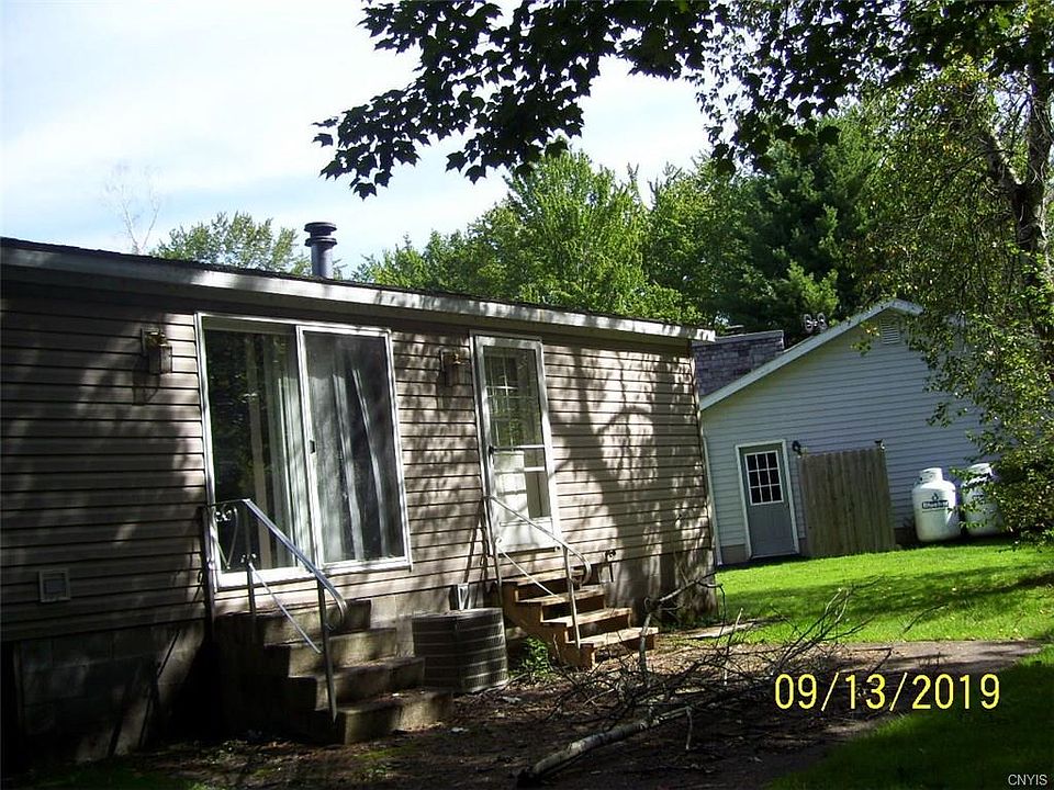 2nd image of 906 Waterview Dr