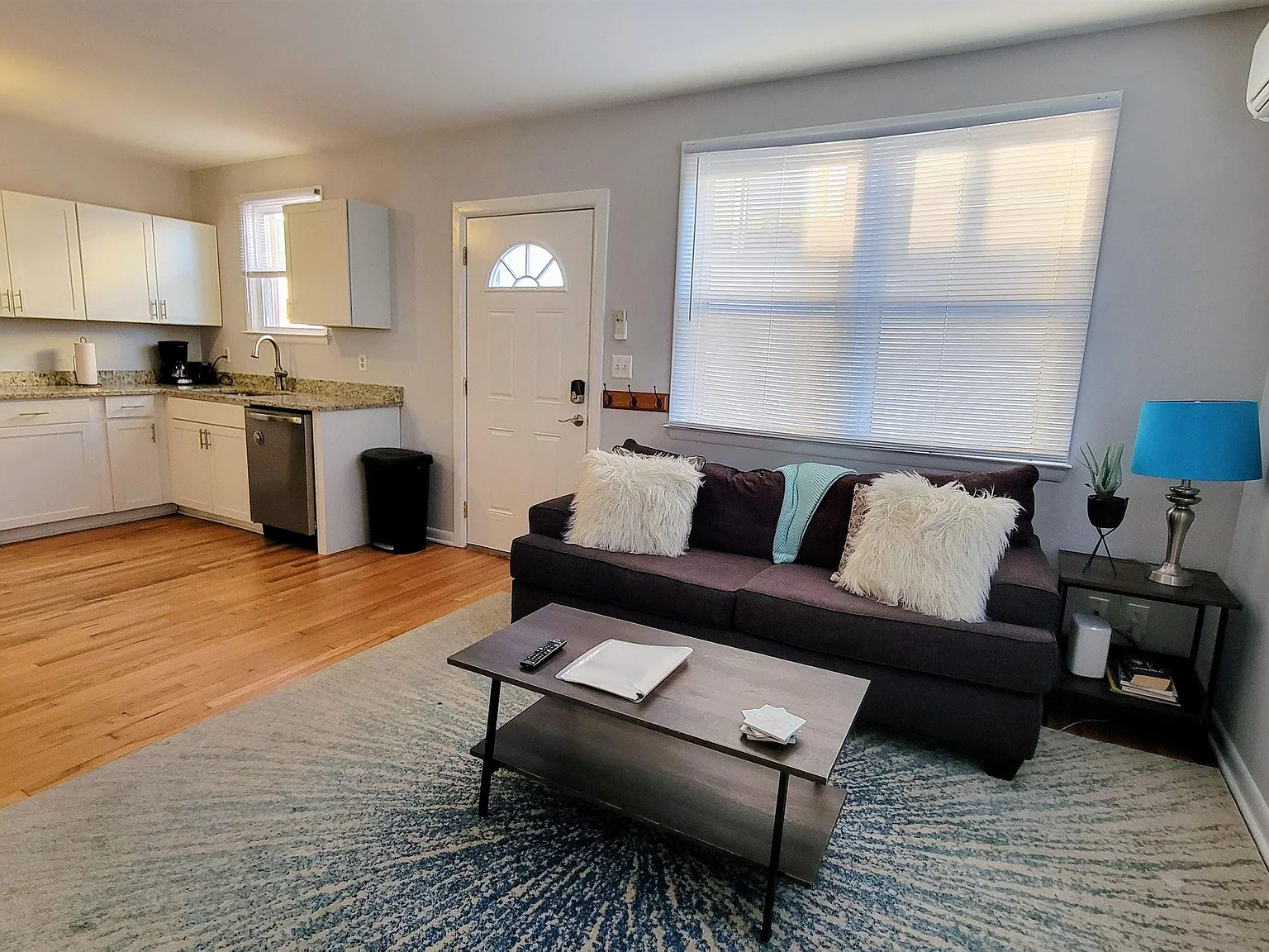1 bed, 1.0 bath, 525 sqft, $1,995 — Photo 3