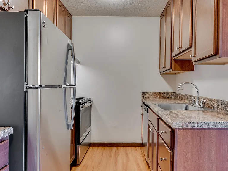 Garfield Terrace — Photo 17