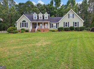42 Woods Way, Carrollton, GA 30117
