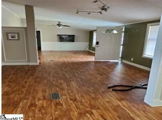 225 Connelly Rd, Pickens, SC 29671