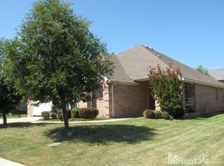 1509 Parkside Dr, Mansfield, TX 76063