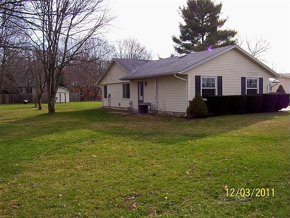 2nd image of 1052 Mohican Trl