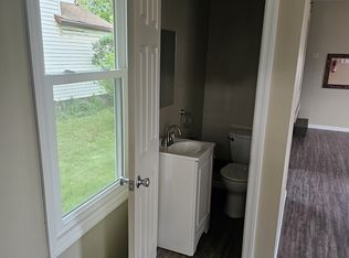 1144 N Sharpsville Ave, Sharon, PA