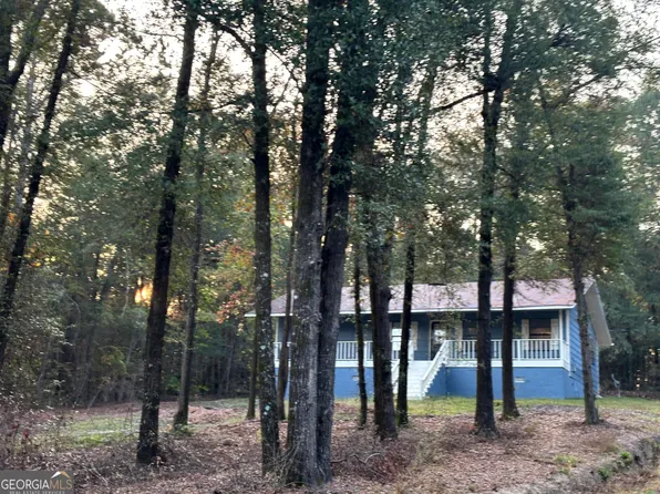 565 Dennard Rd, Dry Branch, GA 31020