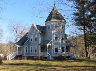 83 Crescent St, Greenfield, MA 01301