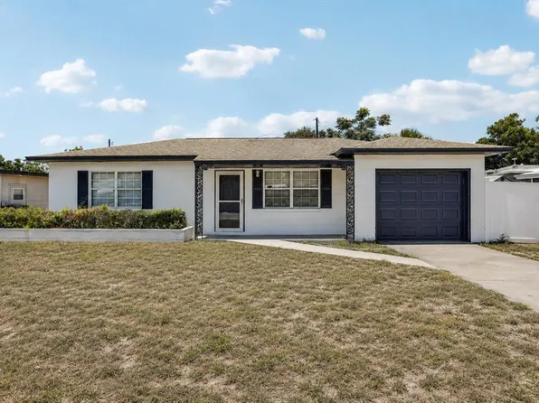 104 E Grapefruit Cir, Clearwater, FL 33759