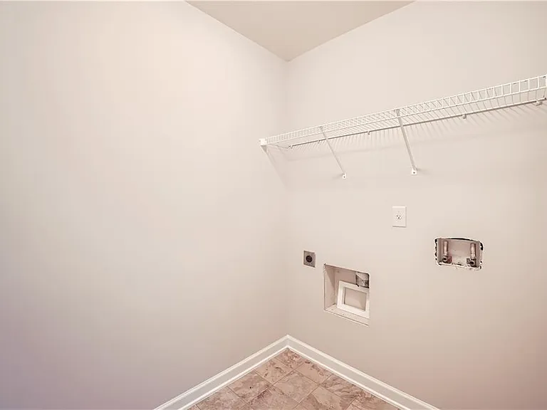 4648 Bogan Meadows Dr — Photo 24