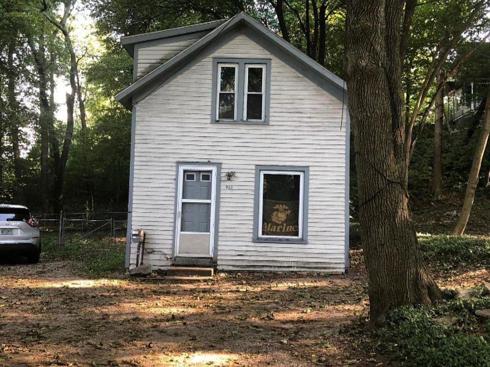 2nd image of 931-933 Austin St