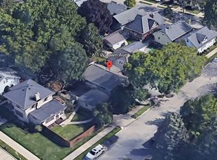 611 W Lawn Ave, Racine, WI 53405