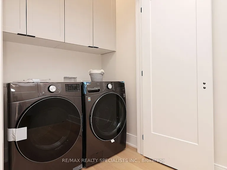 1048 Roosevelt Rd #MAIN — Photo 28